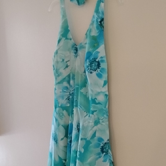 Floral Blue And Green Halter Dress - Picture 3 of 10
